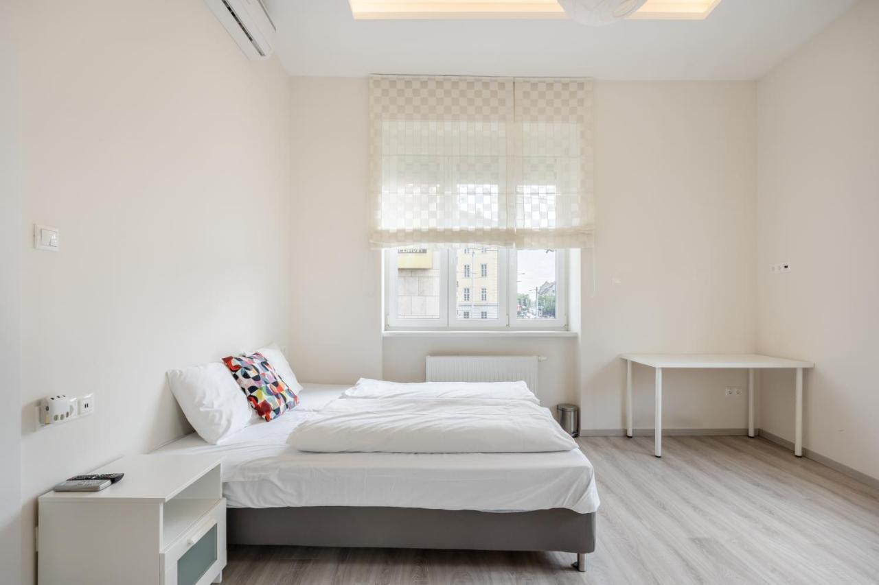 Cascade Corvin Apartment บูดาเปสต์ ภายนอก รูปภาพ